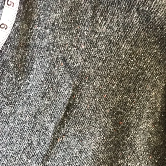 Zara sweater. - Picture 5 of 6